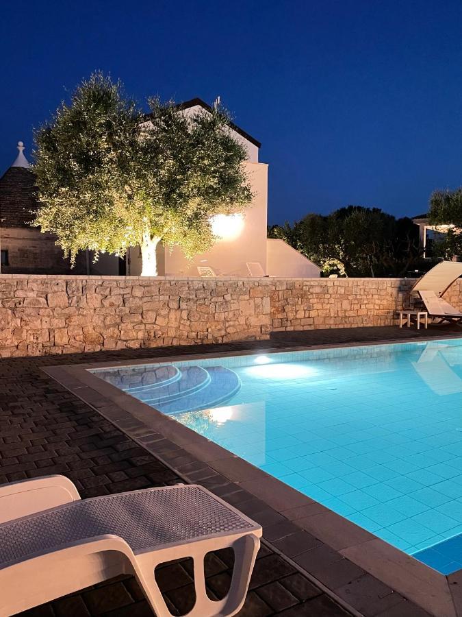 Trullisia Bed And Breakfast Alberobello Exterior foto